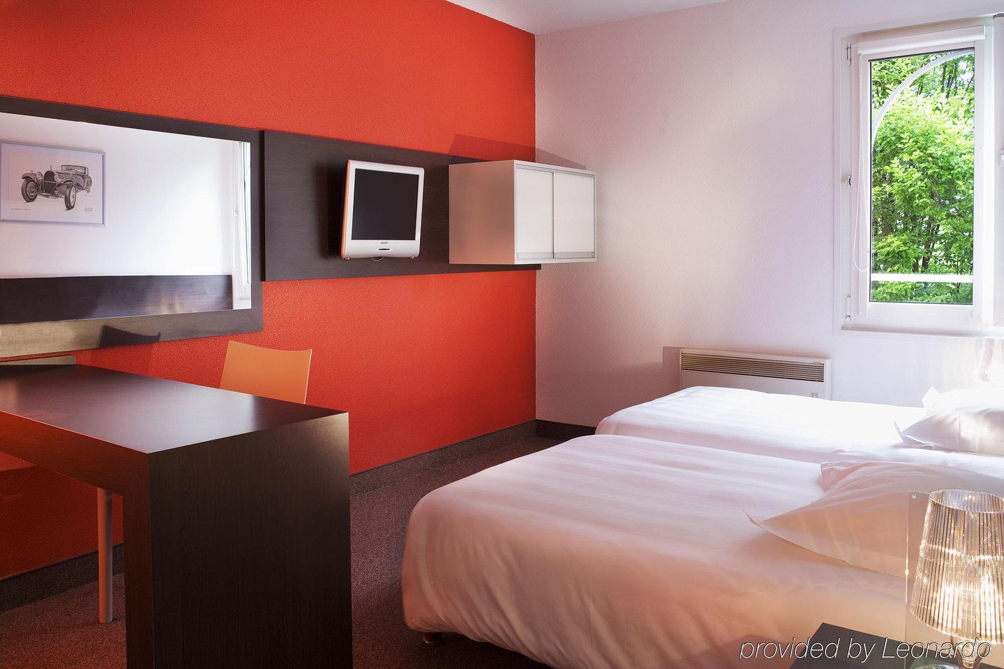 Hotel Le Bugatti Molsheim Quarto foto
